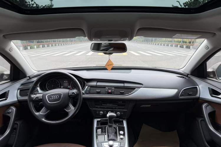 Used Audi A6L 2014 TFSI Standard Model Interior 4