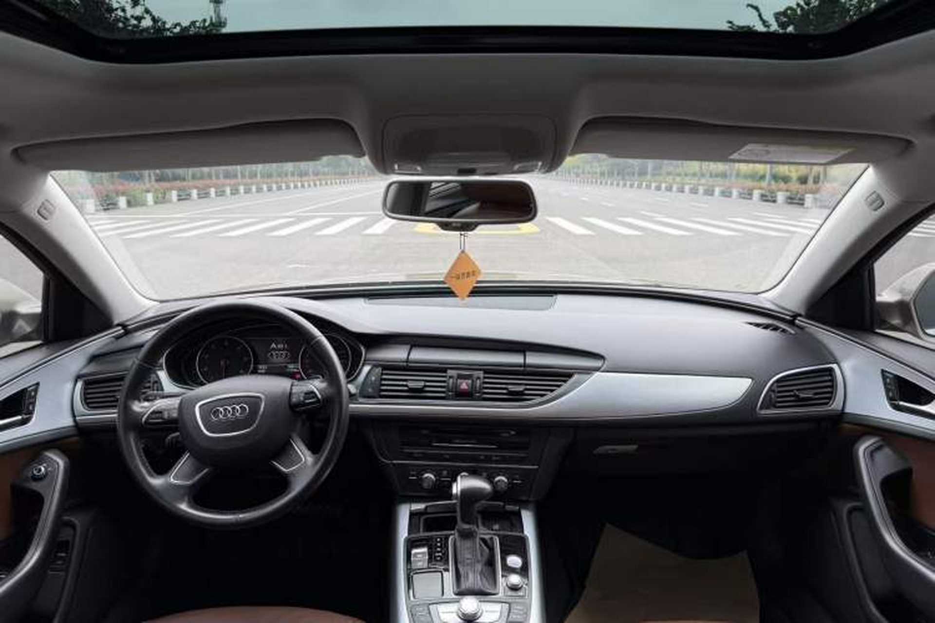 Used Audi A6L 2014 TFSI Standard Model Interior 4