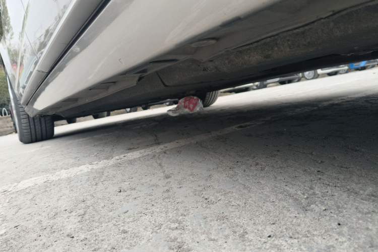 Used Audi A6L 2014 30 FSI Comfort Model Left Side Sill