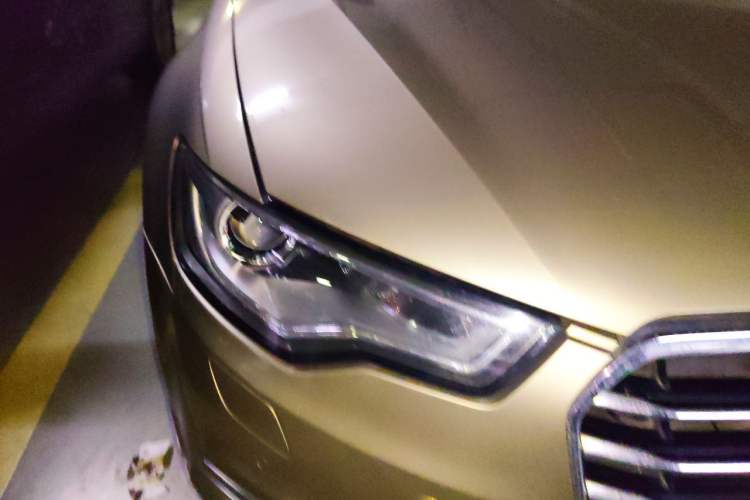 Used Audi A6L 2014 TFSI Standard Model Right Front Headlight
