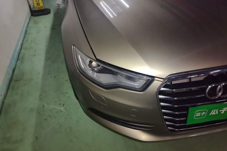 Used Audi A6L 2014 TFSI Standard Model Right Front Headlight