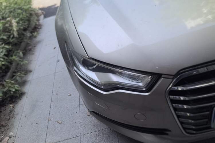 Used Audi A6L 2014 TFSI Standard Model Right Front Headlight