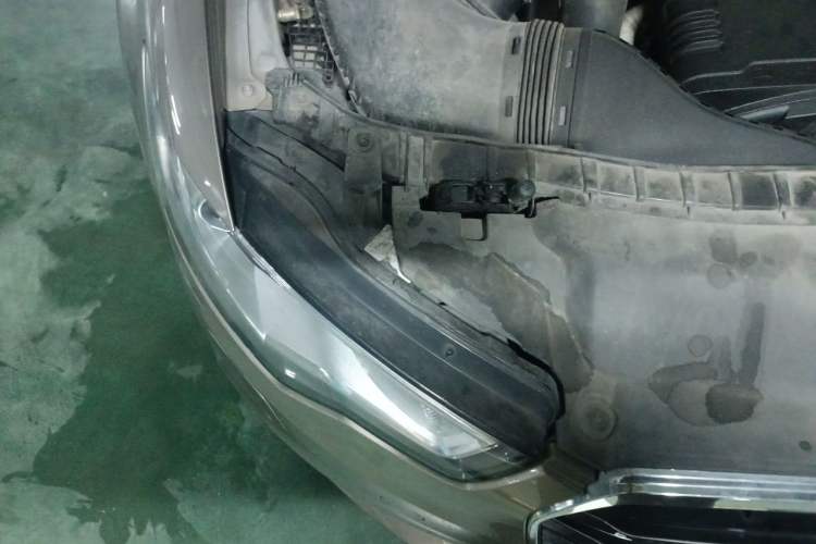 Used Audi A6L 2014 TFSI Standard Model Right Front Headlight