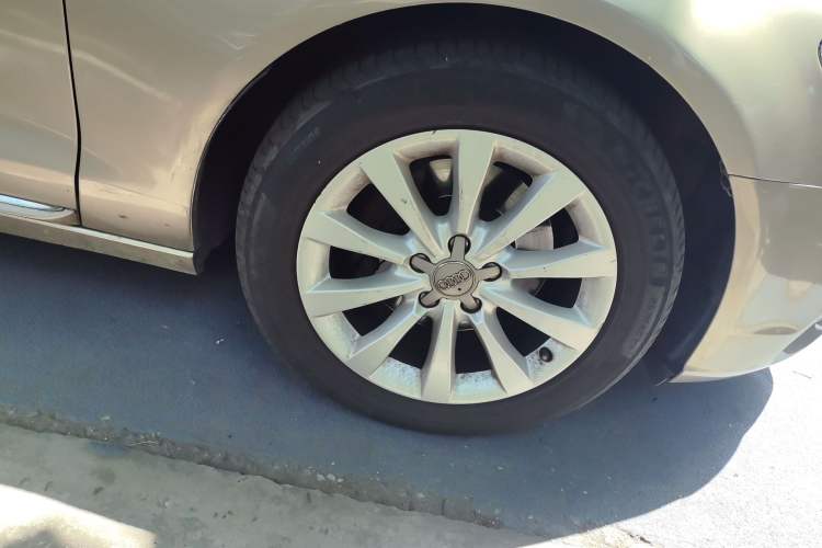 Used Audi A6L 2014 30 FSI Comfort Model Right Front Wheel Hub