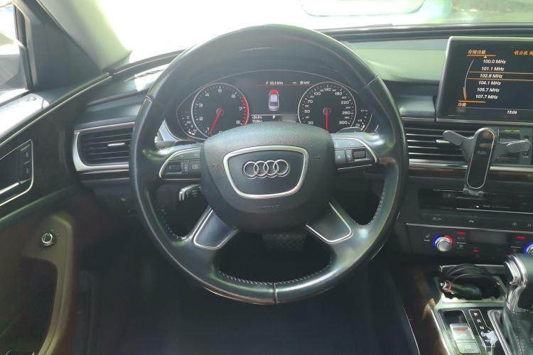 Used Audi A6L 2014 30 FSI Comfort Model Steering Wheel