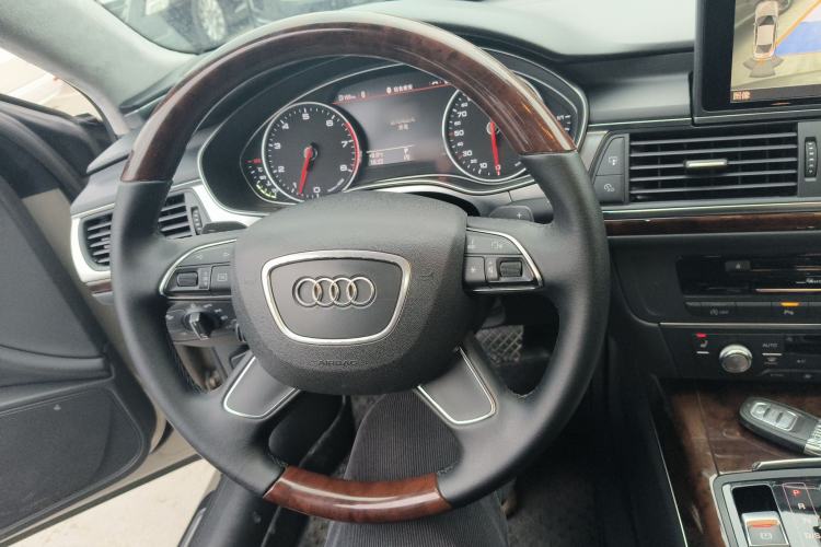Used Audi A6L 2014 30 FSI Comfort Model Steering Wheel
