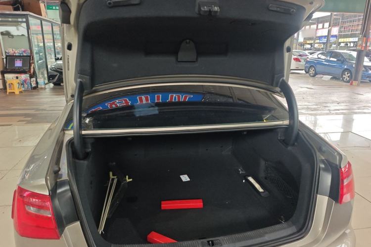 Used Audi A6L 2014 TFSI Standard Model Trunk