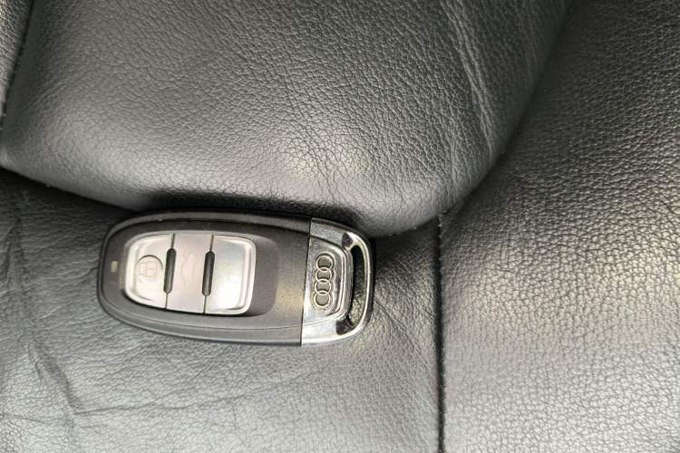 Used Audi A6L 2014 30 FSI Comfort Model Vehicle Key
