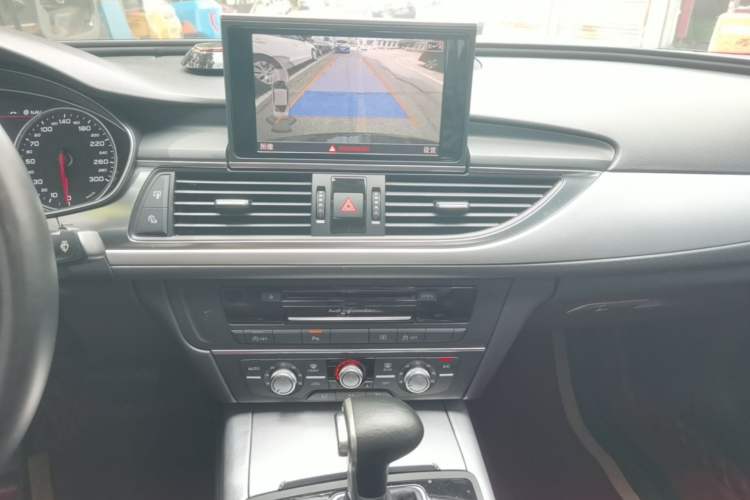 Used Audi A6L 2015 TFSI Millionth Anniversary Intelligent Model Audio And AC Panel