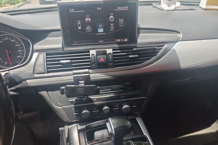 Used Audi A6L 2015 TFSI Millionth Anniversary Intelligent Model Audio And AC Panel