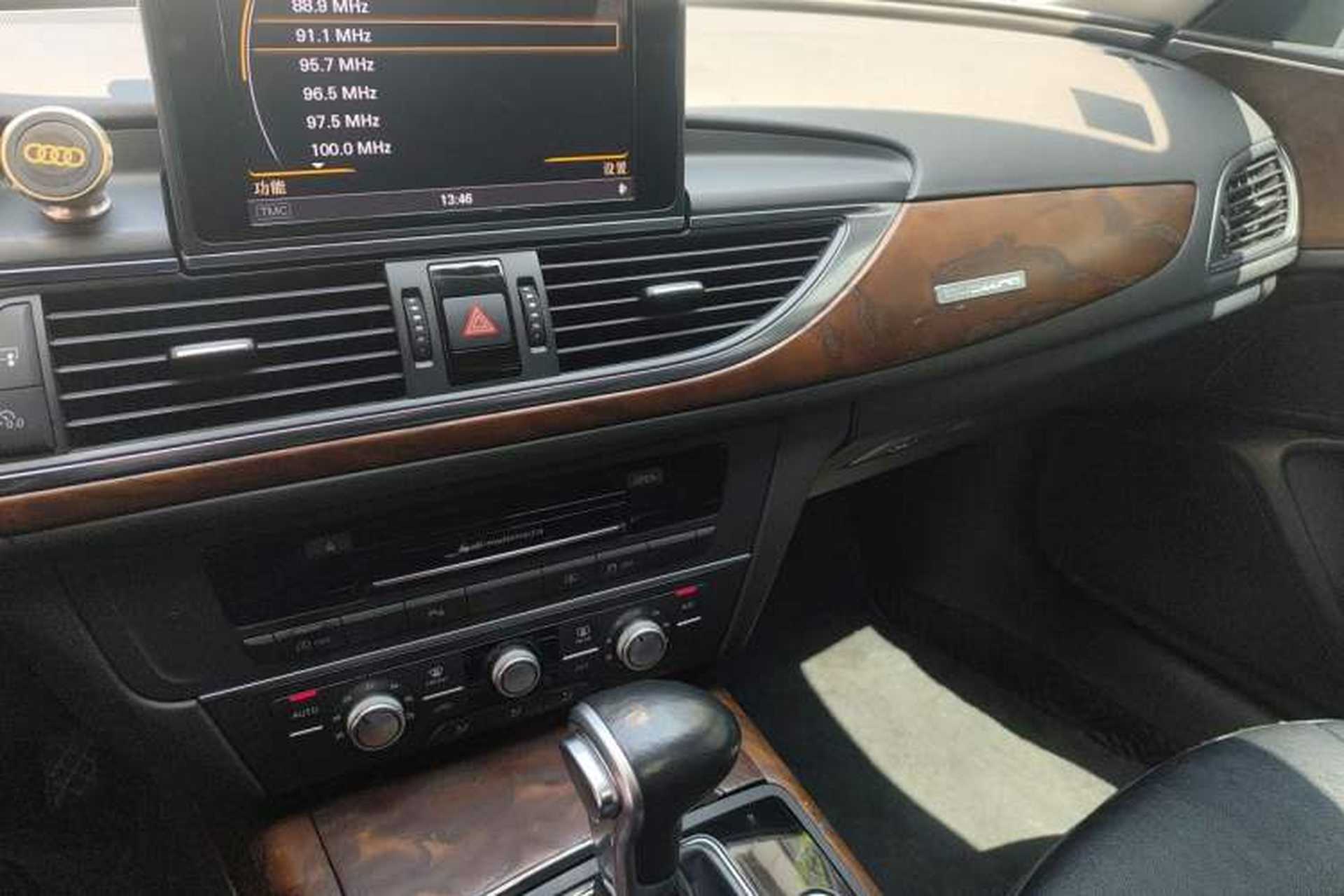 Used Audi A6L 2015 TFSI Millionth Anniversary Intelligent Model Audio And AC Panel