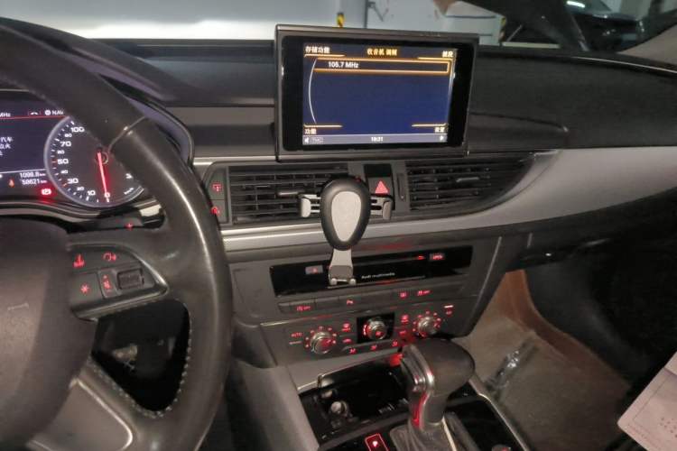 Used Audi A6L 2015 TFSI Millionth Anniversary Intelligent Model Audio And AC Panel
