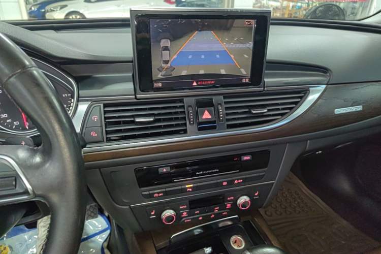 Used Audi A6L 2015 35 FSI quattro Comfort Model Audio And AC Panel