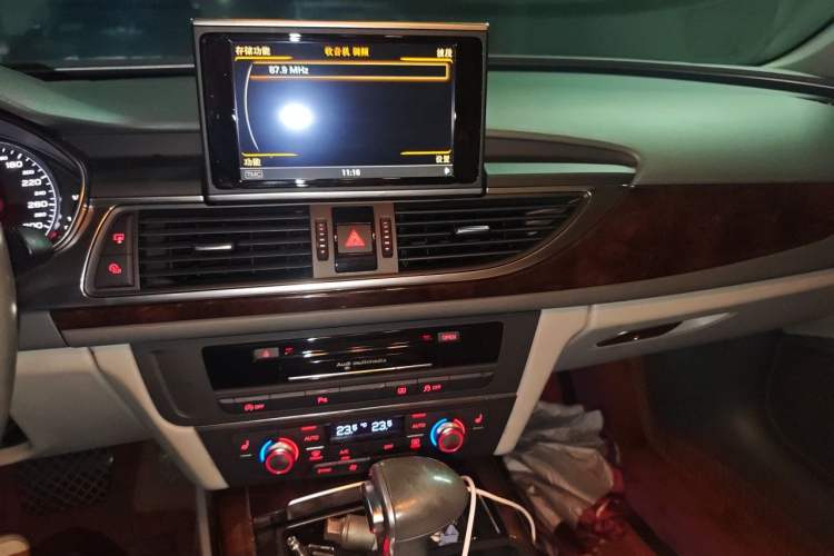 Used Audi A6L 2015 30 FSI Millionth Anniversary Comfort Model Audio And AC Panel