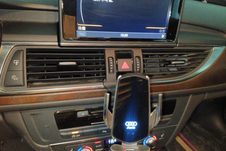 Used Audi A6L 2015 35 FSI quattro Comfort Model Audio And AC Panel