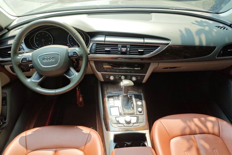 Used Audi A6L 2015 TFSI Millionth Anniversary Intelligent Model Center Console