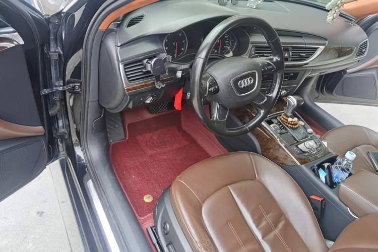 Used Audi A6L 2015 TFSI Millionth Anniversary Intelligent Model Center Console