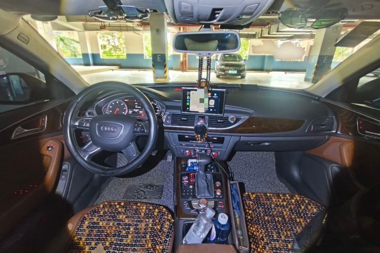 Used Audi A6L 2015 30 FSI Millionth Anniversary Comfort Model Center Console