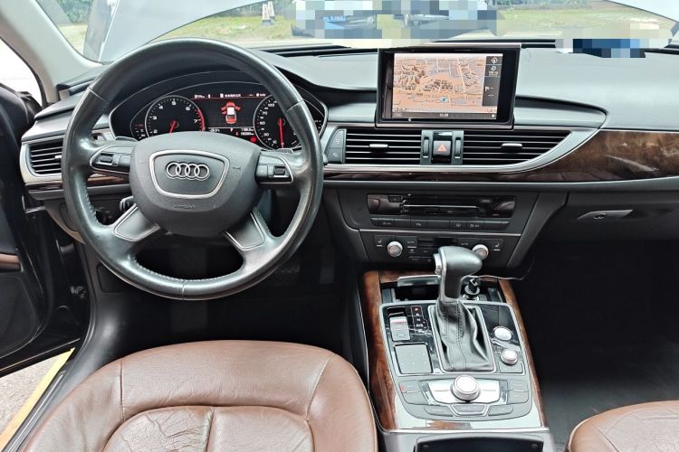 Used Audi A6L 2015 30 FSI Millionth Anniversary Comfort Model Center Console