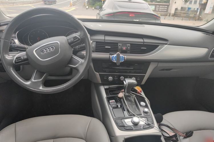 Used Audi A6L 2015 TFSI Millionth Anniversary Intelligent Model Center Console