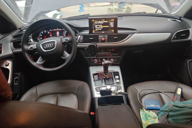 Used Audi A6L 2015 TFSI Millionth Anniversary Intelligent Model Center Console