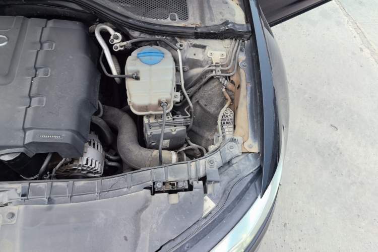 Used Audi A6L 2015 TFSI Millionth Anniversary Intelligent Model Engine Bay Left