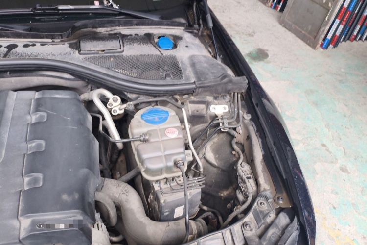 Used Audi A6L 2015 TFSI Millionth Anniversary Intelligent Model Engine Bay Left