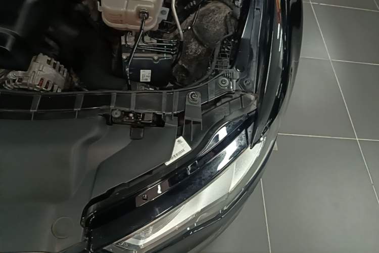 Used Audi A6L 2015 TFSI Millionth Anniversary Intelligent Model Engine Bay Left