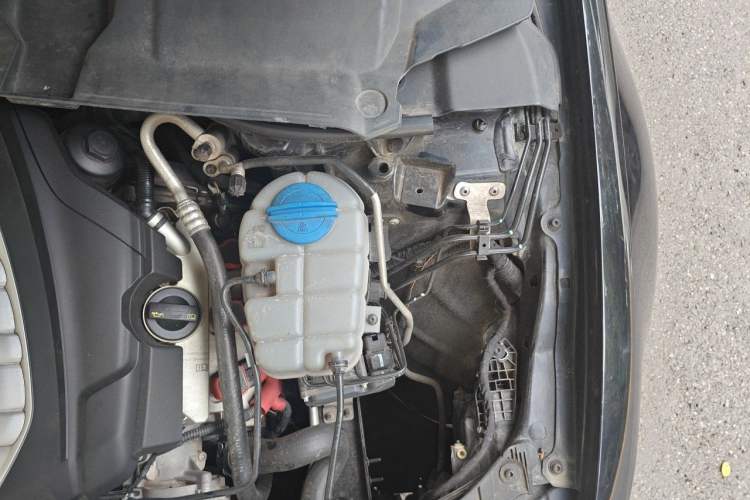 Used Audi A6L 2015 30 FSI Millionth Anniversary Comfort Model Engine Bay Left