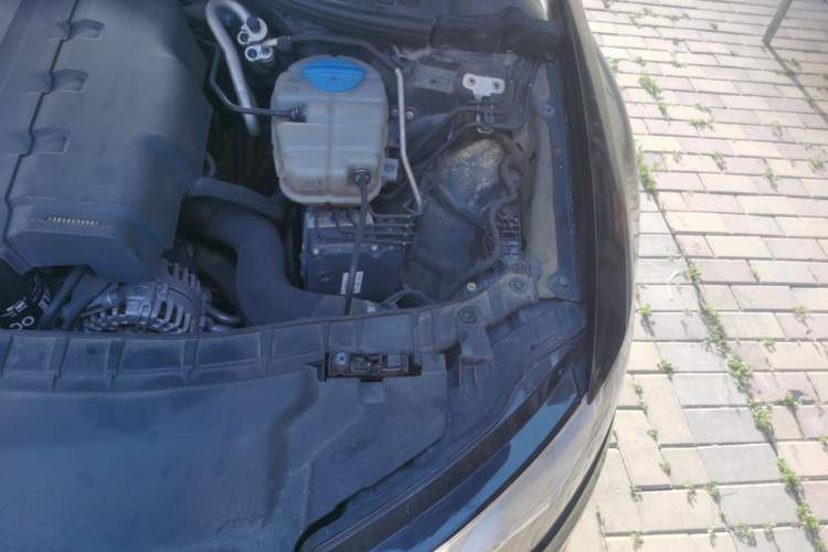 Used Audi A6L 2015 TFSI Millionth Anniversary Intelligent Model Engine Bay Left