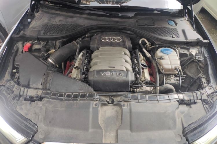 Used Audi A6L 2015 35 FSI quattro Technology Edition Engine Bay