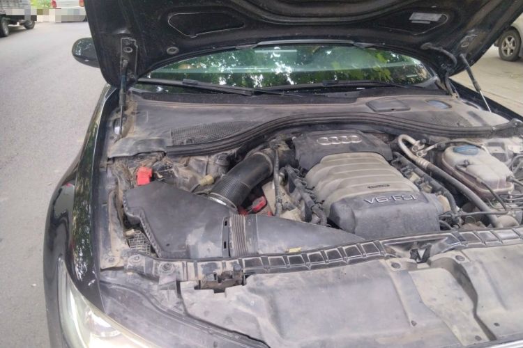 Used Audi A6L 2015 35 FSI quattro Comfort Model Engine Bay Right