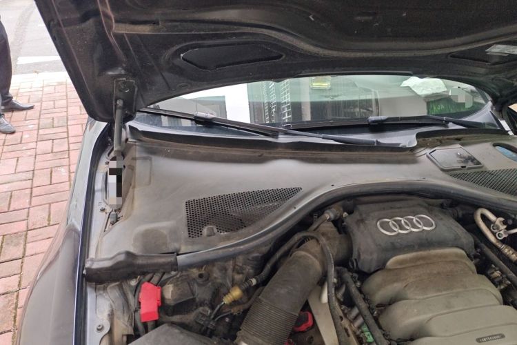 Used Audi A6L 2015 35 FSI quattro Comfort Model Engine Bay Right