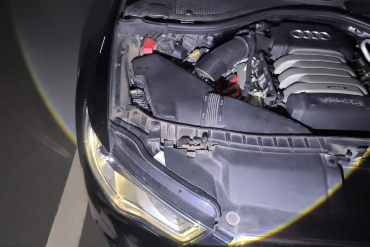 Used Audi A6L 2015 35 FSI quattro Technology Edition Engine Bay Right
