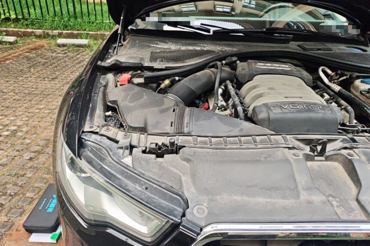 Used Audi A6L 2015 35 FSI quattro Comfort Model Engine Bay Right