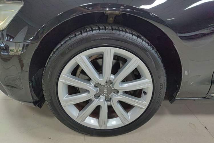 Used Audi A6L 2015 35 FSI quattro Comfort Model Exterior 4