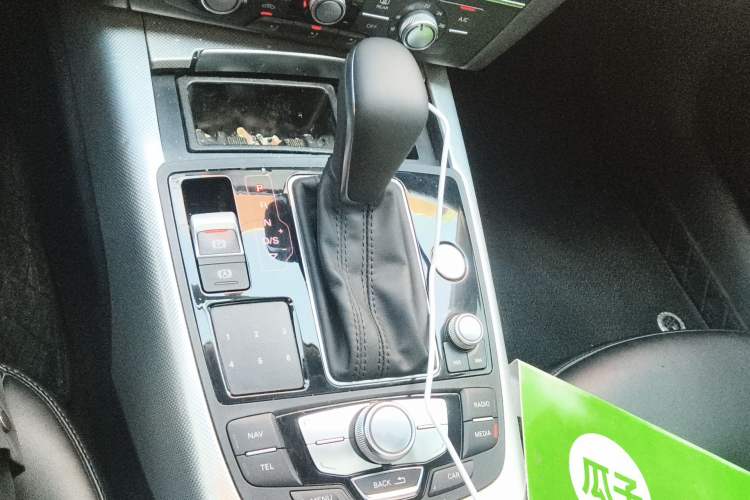 Used Audi A6L 2015 TFSI Millionth Anniversary Intelligent Model Gear Lever