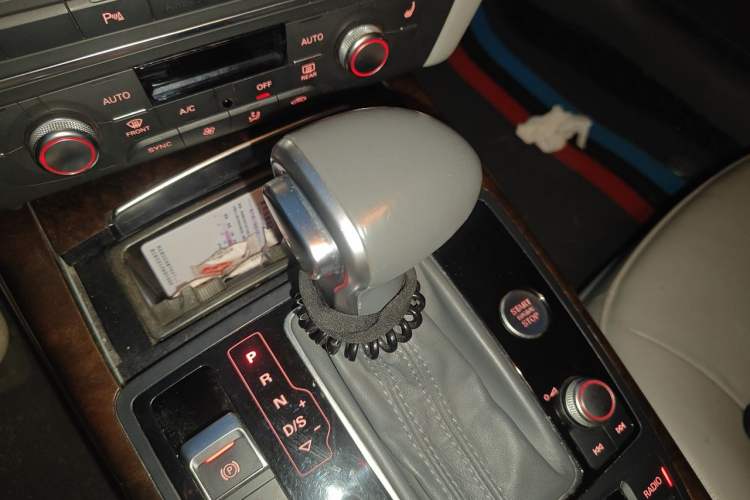 Used Audi A6L 2015 30 FSI Millionth Anniversary Comfort Model Gear Lever