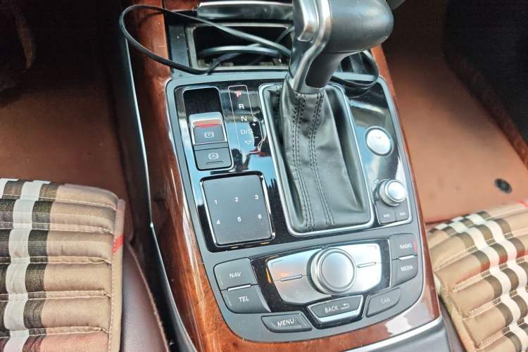 Used Audi A6L 2015 30 FSI Millionth Anniversary Comfort Model Gear Lever