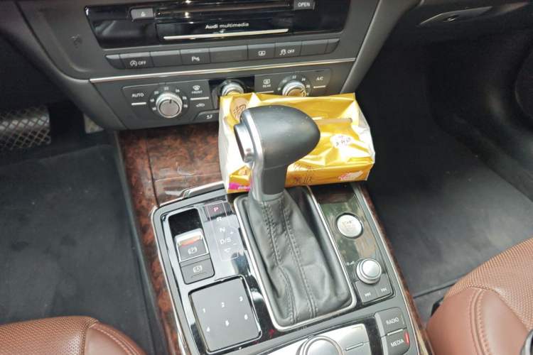 Used Audi A6L 2015 TFSI Millionth Anniversary Intelligent Model Gear Lever