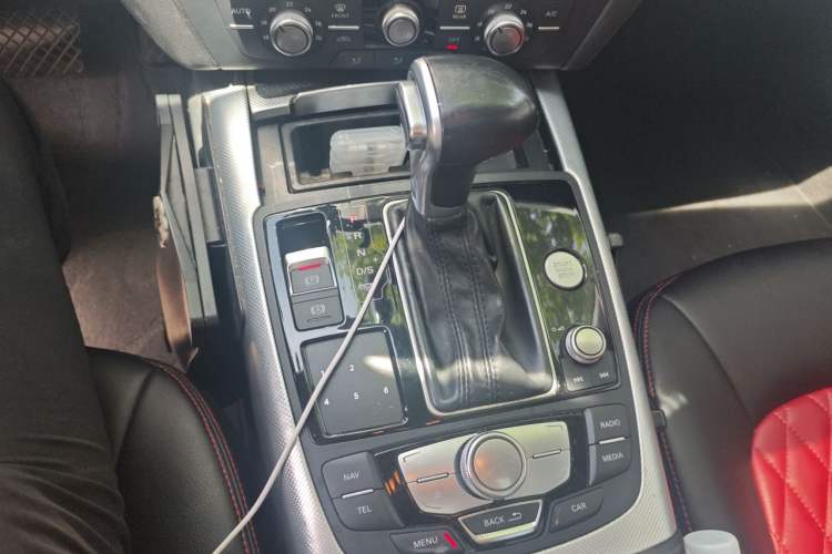 Used Audi A6L 2015 TFSI Millionth Anniversary Intelligent Model Gear Lever