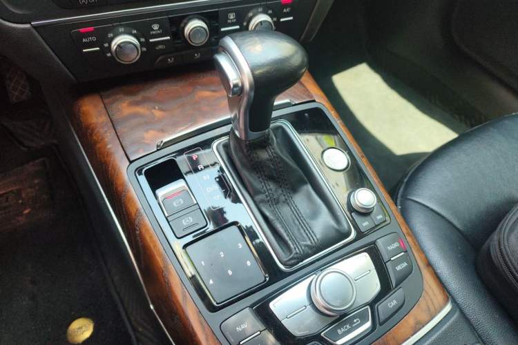 Used Audi A6L 2015 TFSI Millionth Anniversary Intelligent Model Gear Lever