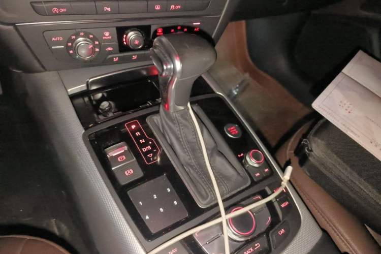 Used Audi A6L 2015 TFSI Millionth Anniversary Intelligent Model Gear Lever