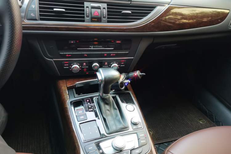 Used Audi A6L 2015 TFSI Millionth Anniversary Intelligent Model Gear Lever