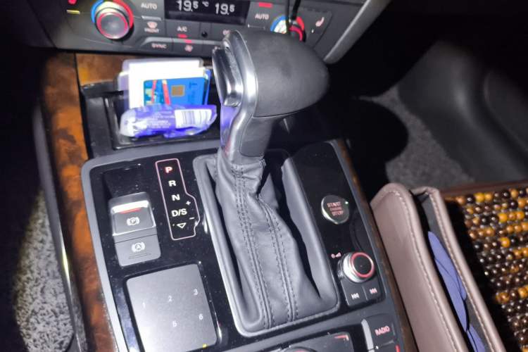 Used Audi A6L 2015 30 FSI Millionth Anniversary Comfort Model Gear Lever