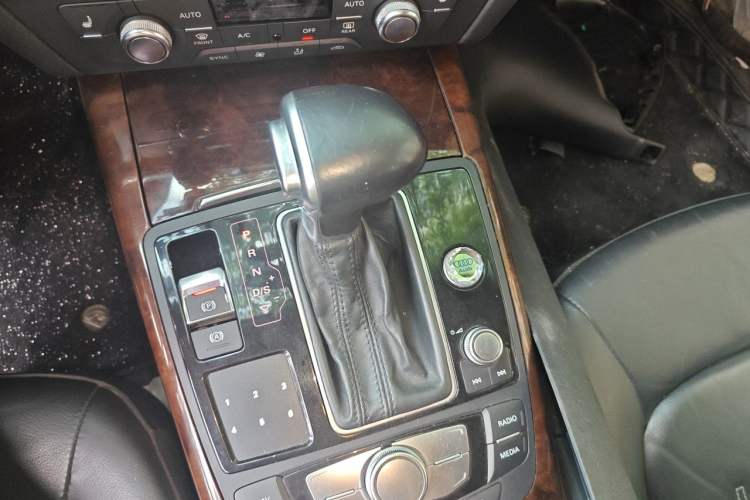 Used Audi A6L 2015 30 FSI Millionth Anniversary Comfort Model Gear Lever