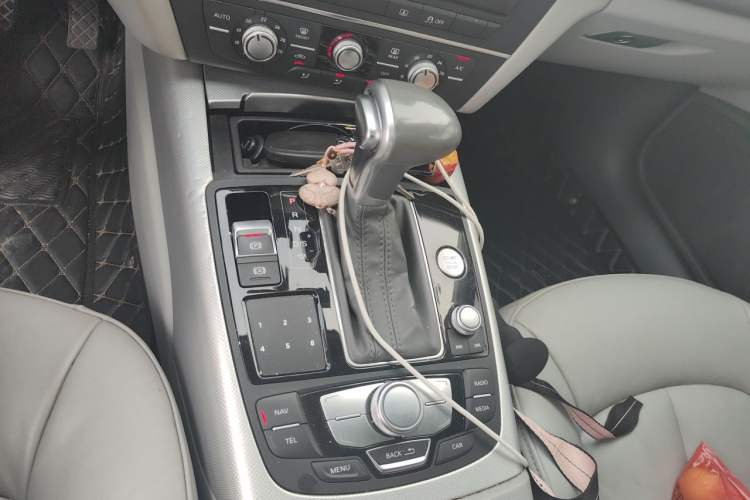 Used Audi A6L 2015 TFSI Millionth Anniversary Intelligent Model Gear Lever