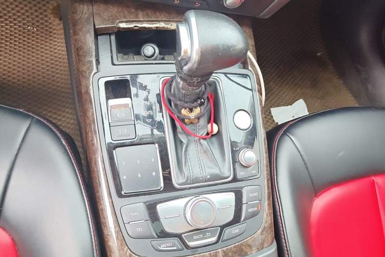 Used Audi A6L 2015 TFSI Millionth Anniversary Intelligent Model Gear Lever