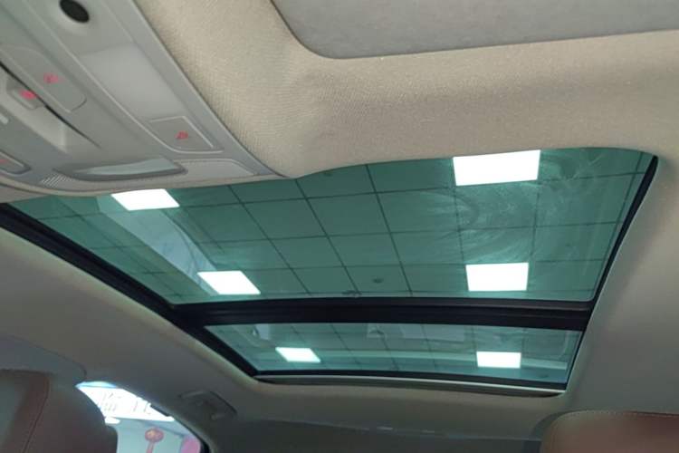 Used Audi A6L 2015 35 FSI quattro Comfort Model Headliner