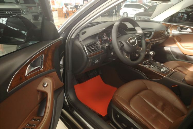 Used Audi A6L 2015 30 FSI Millionth Anniversary Comfort Model Interior 2
